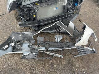 Vehicle Parts Image #1